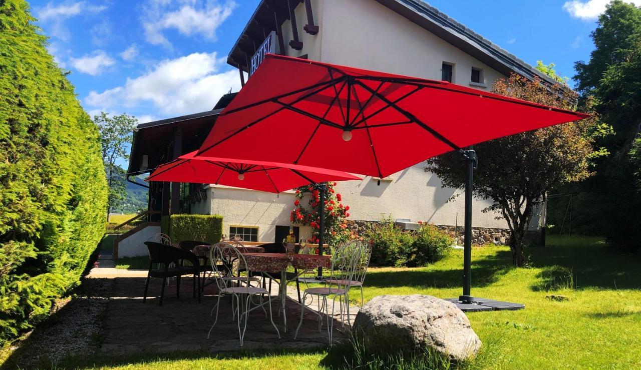 Hotel L'Escoundillou Saint-Jacques-des-Blats Exterior foto